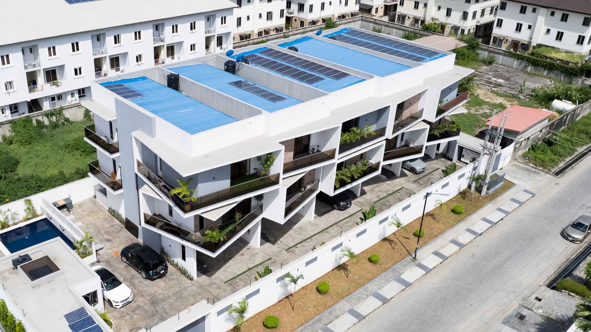 STRONGMAS RESIDENCE